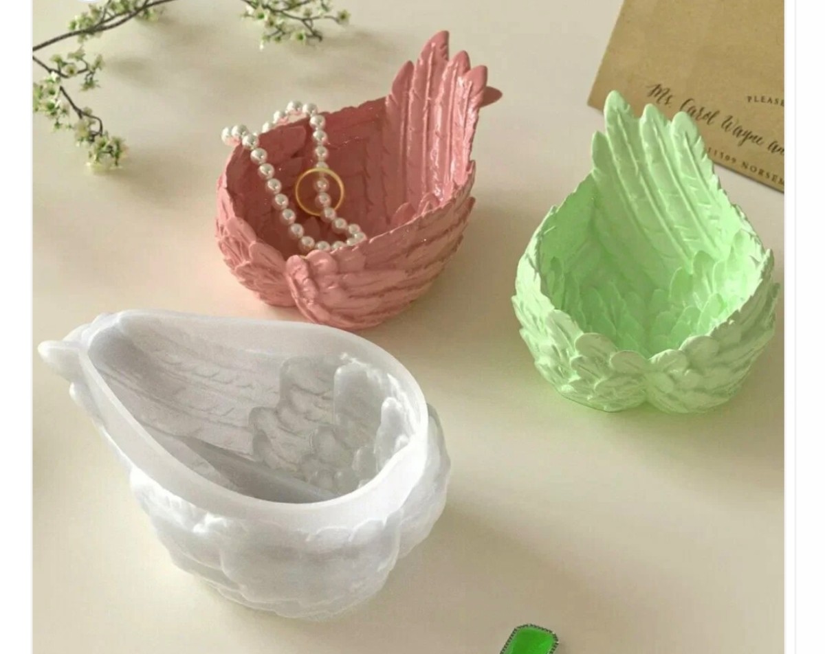 Wide wing jweallary organizer mold