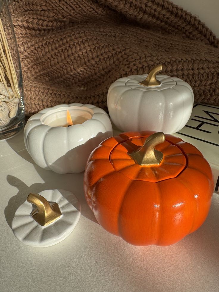 Pumpkin jar mold