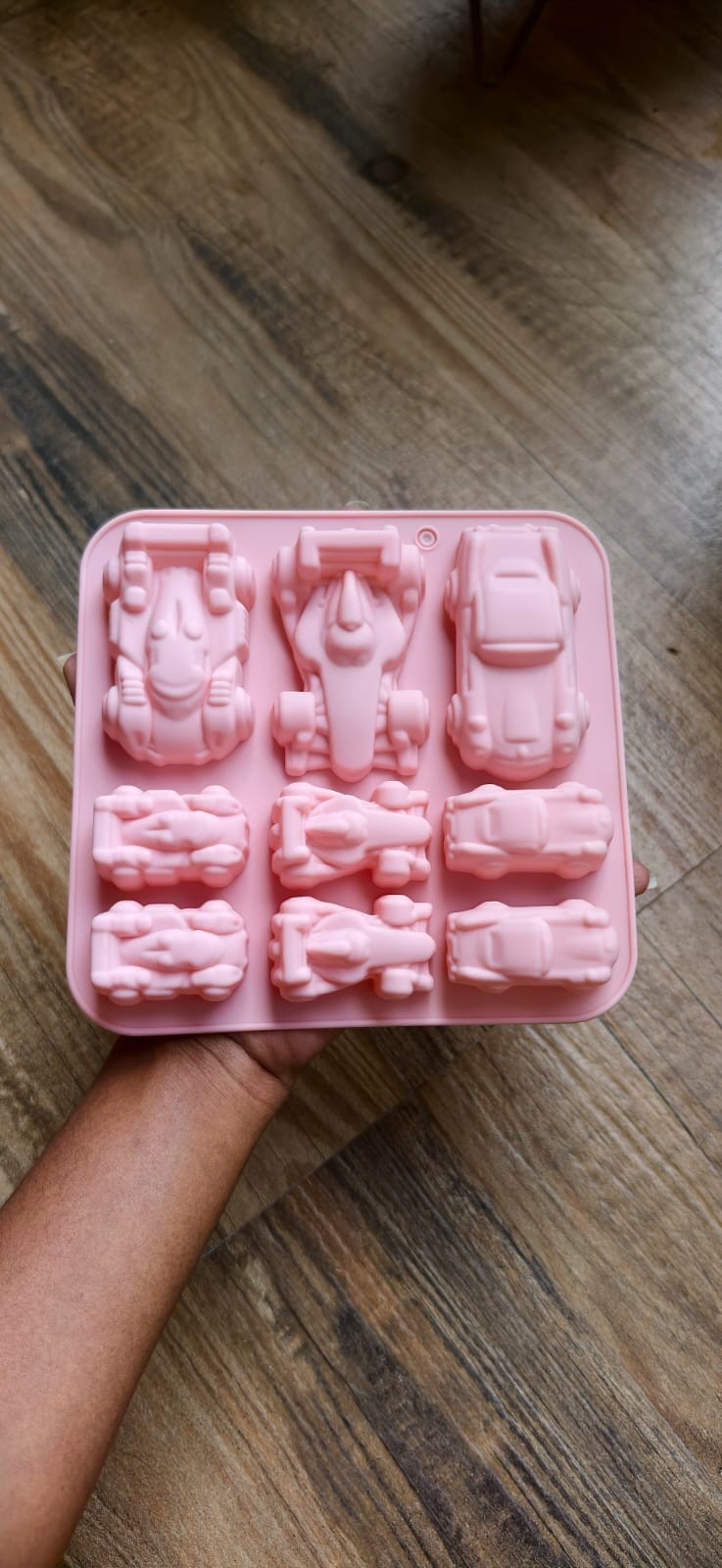9 cavity racing silicon mold